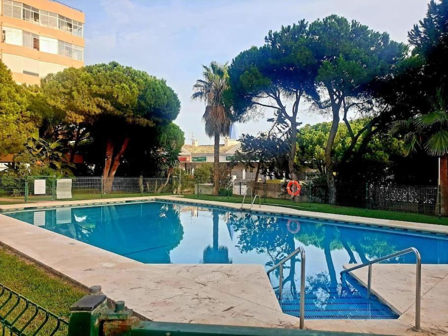 Precioso Estudio Con Piscina A 200M Del Mar Marbella Exterior photo
